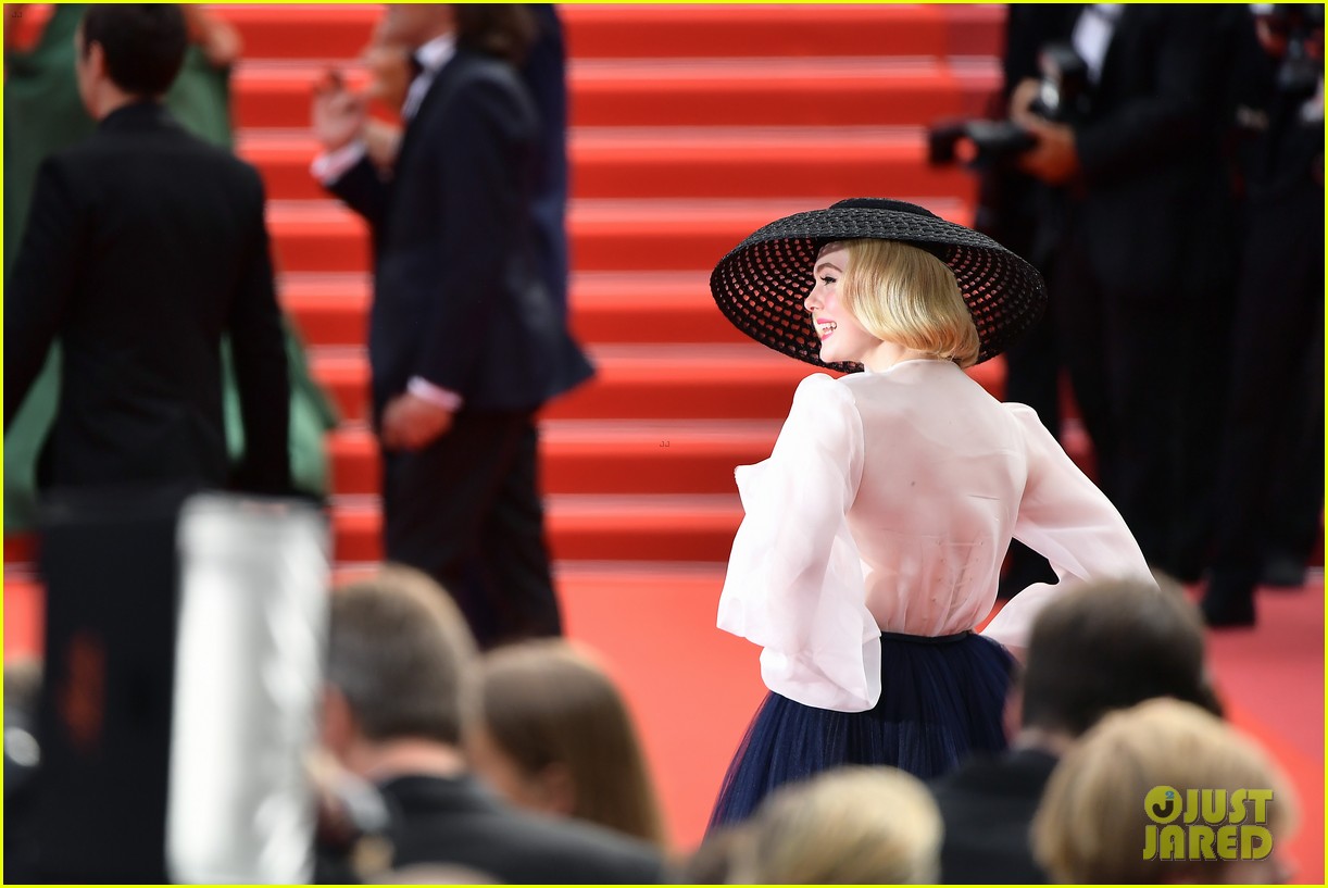 Dakota Fanning Looked Regal in Giorgio Armani Prive at Cannes Film Festival 2019