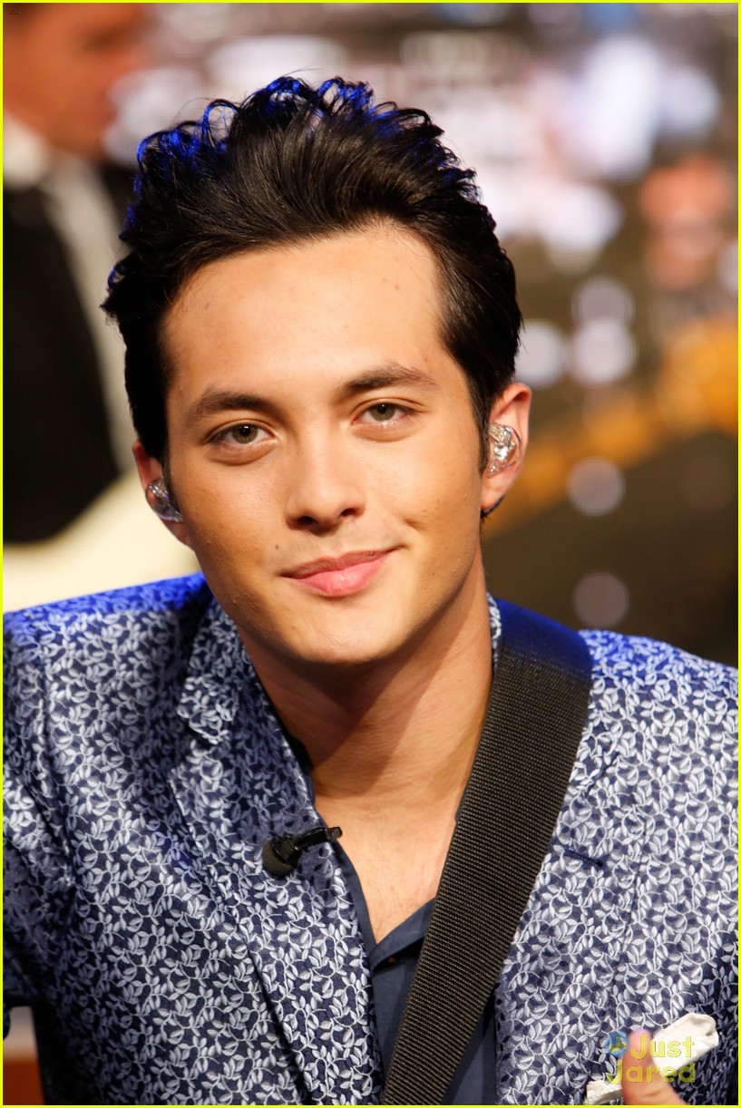 Laine Hardy Brings a 'Flame' To 'Jimmy Kimmel Live' - Watch His Performance Here!