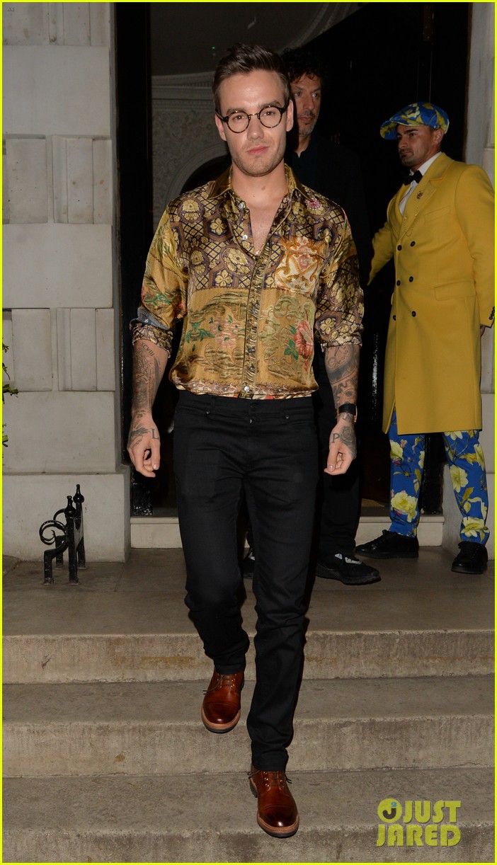 Liam Payne Shows Off His Stylish Side at Dinner in London