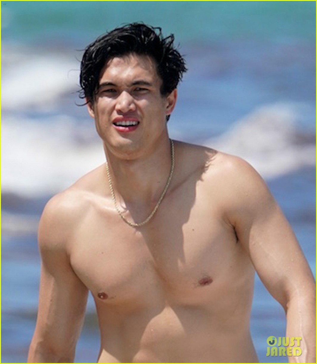 Charles Melton Shows Off Hot Body in Miami!