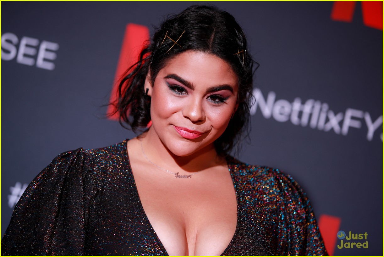 Kathryn Newton, Soni Bringas & Jessica Marie Garcia Turn Heads at Netflix's 'Prom Night' Event