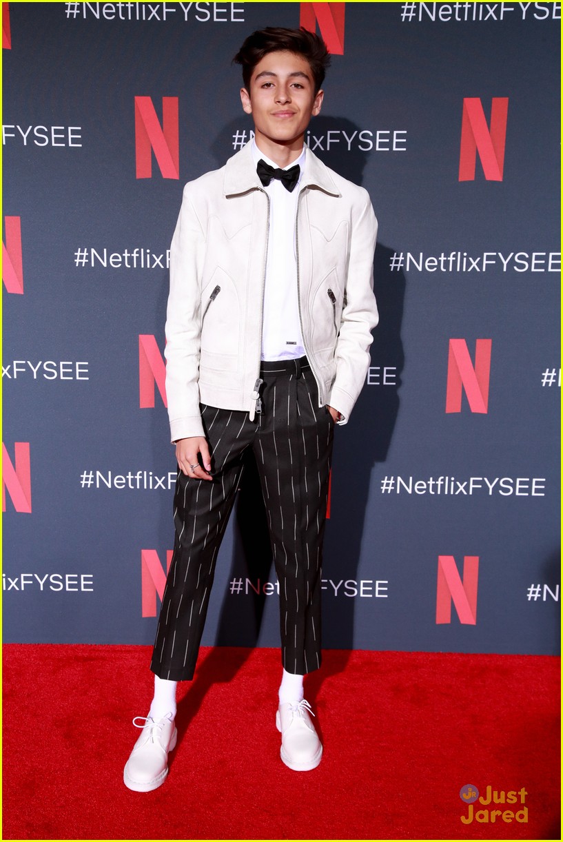 Kathryn Newton, Soni Bringas & Jessica Marie Garcia Turn Heads at Netflix's 'Prom Night' Event