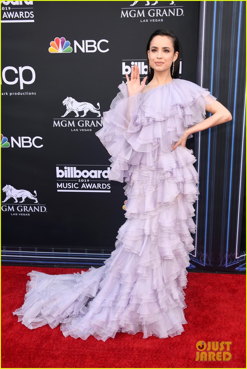 Sofia Carson Stuns in a Purple Gown at BBMAs 2019