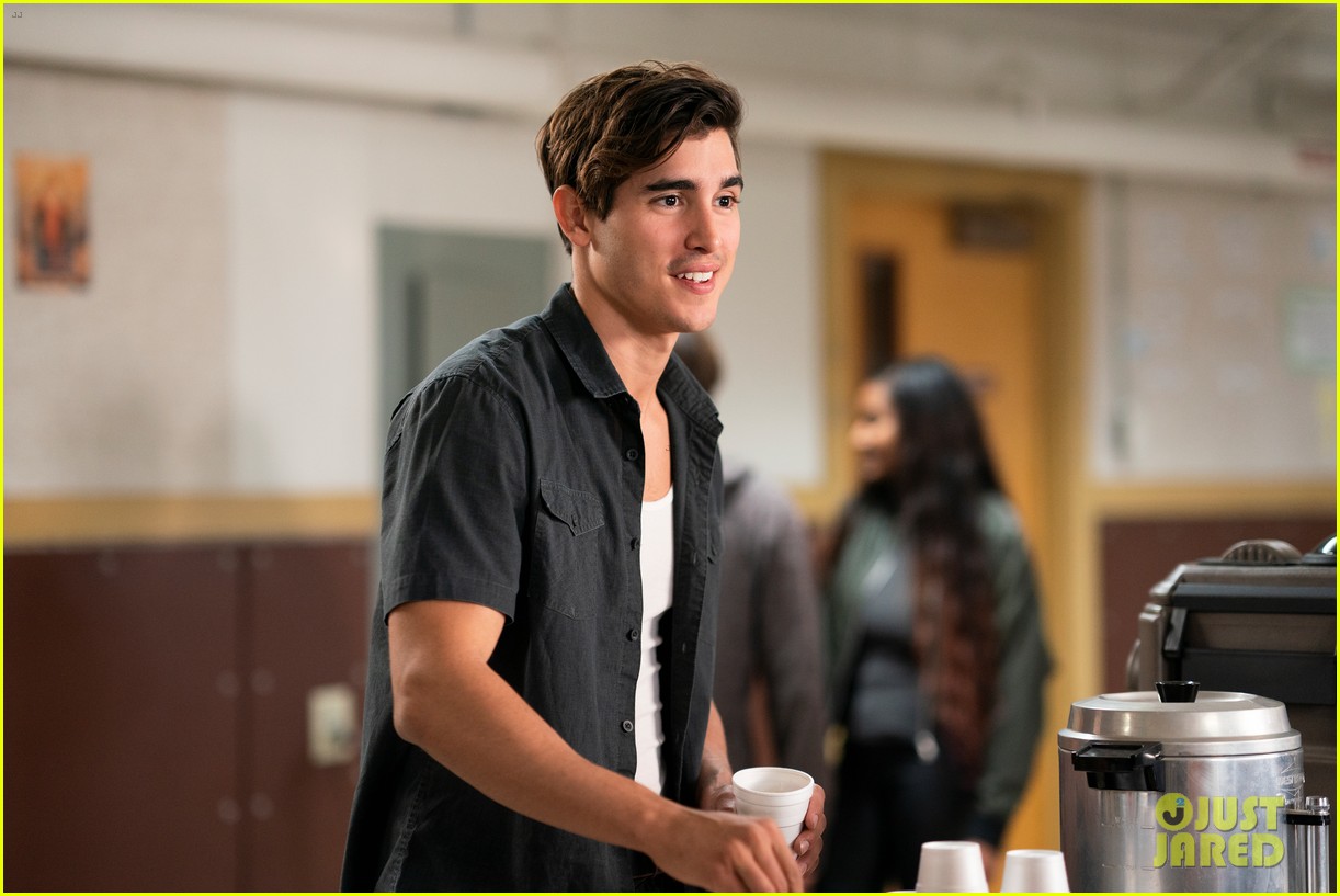 The Perfect Date's Odiseas Georgiadis Stars in New Netflix Series, 'Trinkets' - See The Teaser Here!