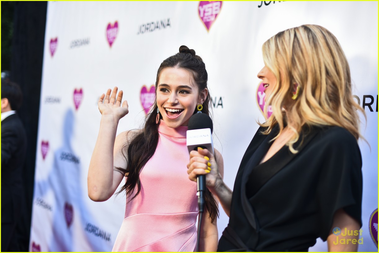 Navia Robinson Celebrates 14th Birthday at YSBNow's Young Hollywood Prom!