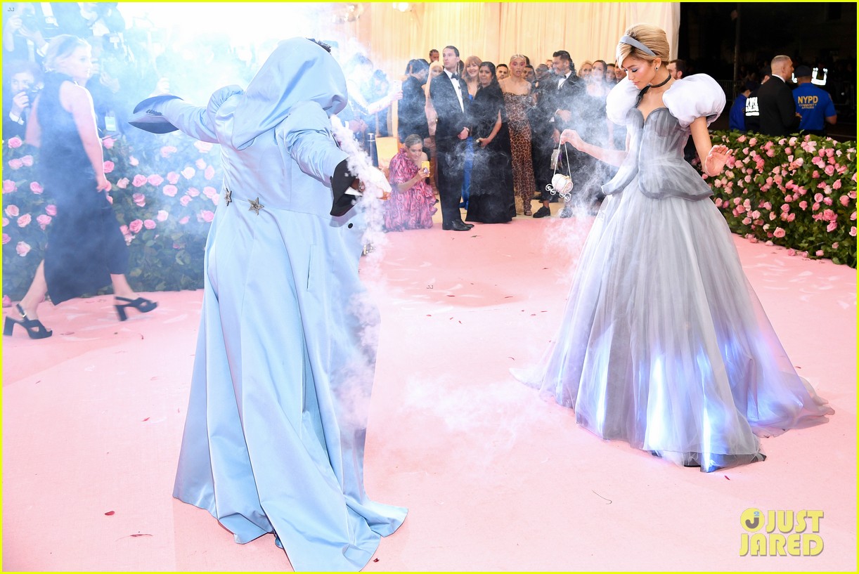 Zendaya Is Literally Cinderella at Met Gala 2019!
