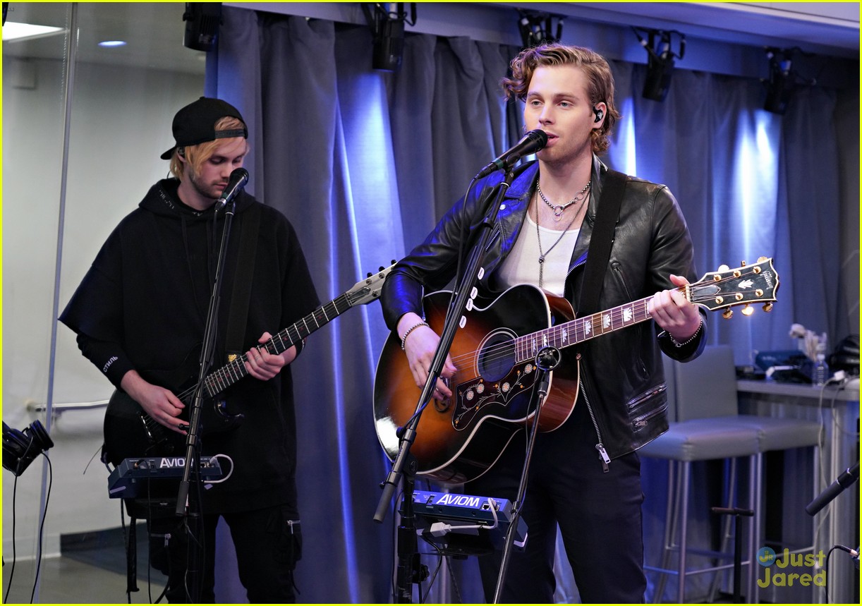 5 Seconds of Summer Credit Their Fans With Their Success