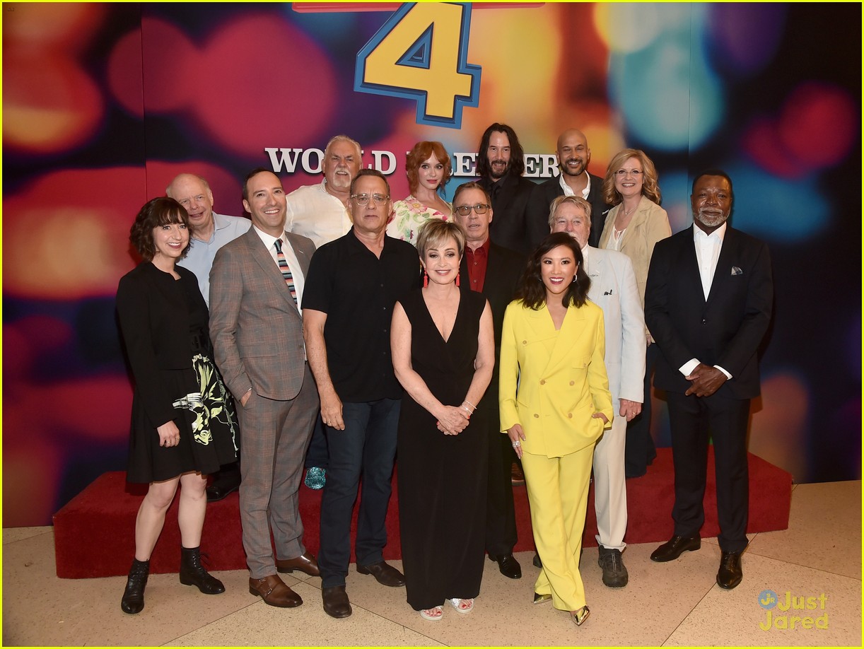 Ally Maki Wears Neon Yellow Suit For 'Toy Story 4' Premiere