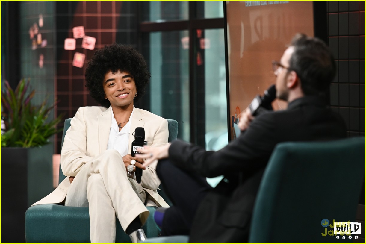 'Trinkets' Stars Odiseas Georgiadis & Brianna Hildebrand Promote The Netflix Show in NYC