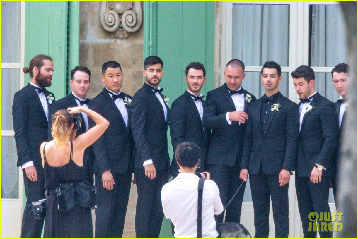 Joe Jonas & Sophie Turner's Dog Porky Basquiat Wore a Tux To Their Wedding!