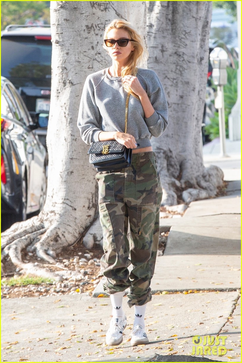 Are Kristen Stewart & Ex-Girlfriend Stella Maxwell Back On?