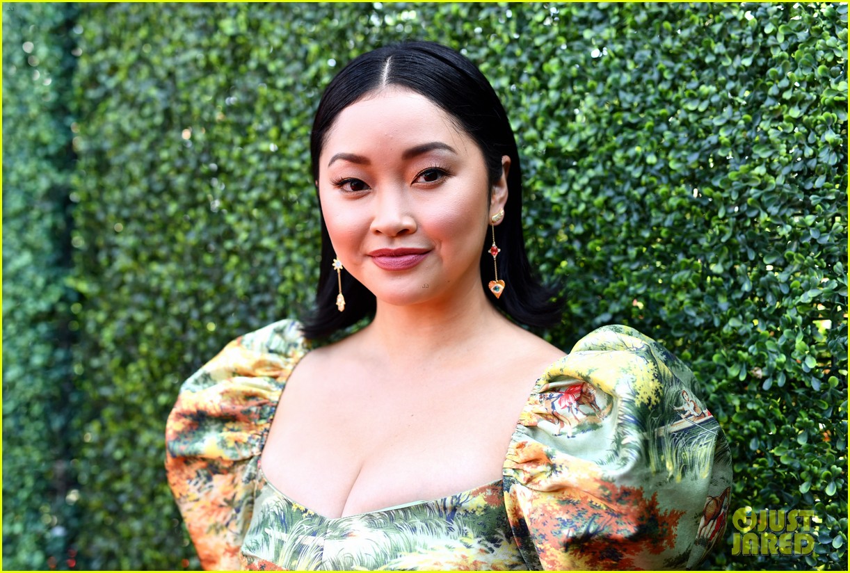 Lana Condor Joins Noah Centineo at the MTV Movie & TV Awards 2019!