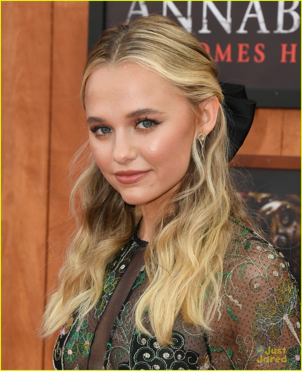 McKenna Grace & Madison Iseman Premiere Their New Film 'Annabelle Comes Home' in LA