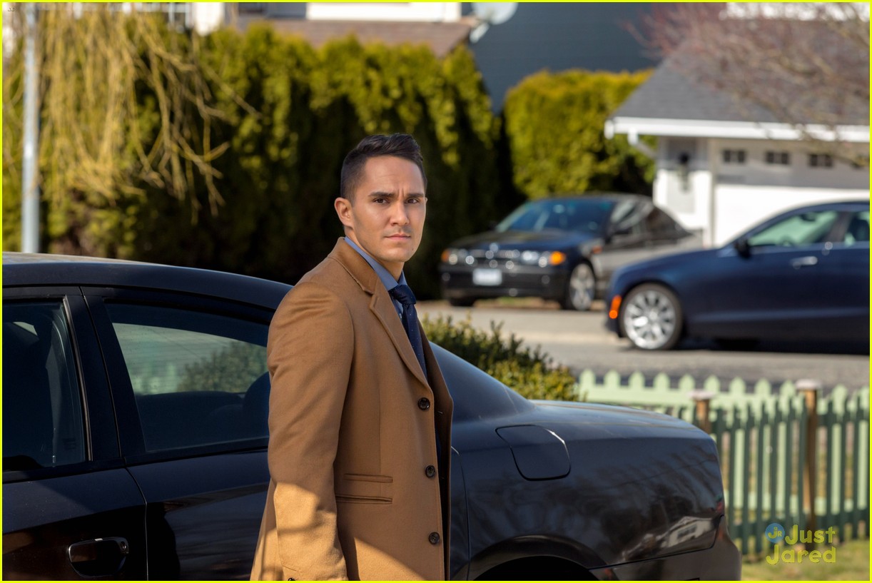 Watch A First Look at Alexa & Carlos PenaVega's New Hallmark Movie!