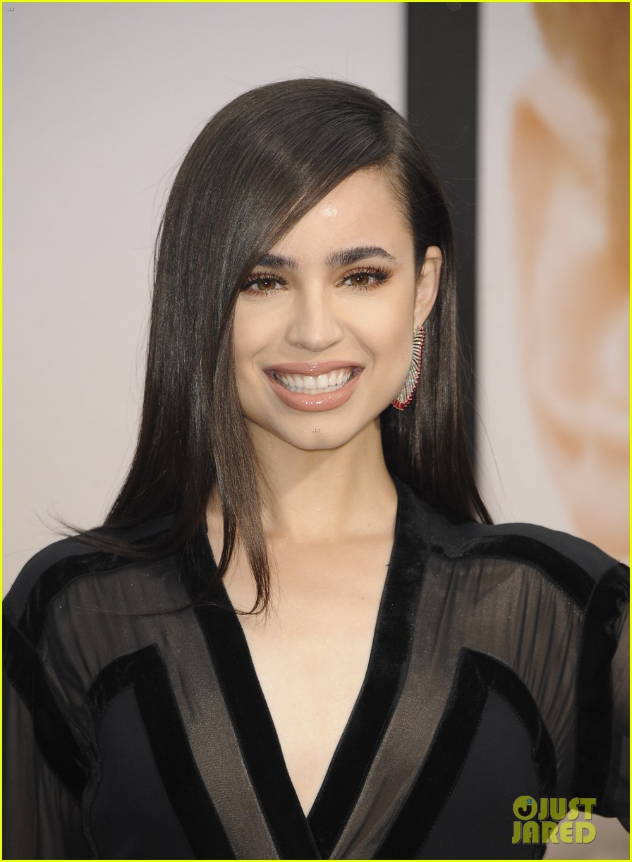 Sofia Carson & Tori Kelly Head Straight For the Fans at the Jonas Brothers' 'Chasing Happiness' Documentary Premiere