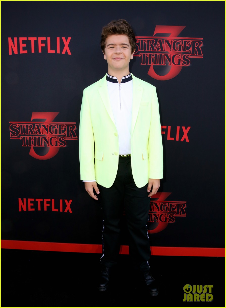 Millie Bobby Brown & the 'Stranger Things' Cast Celebrate Season 3!