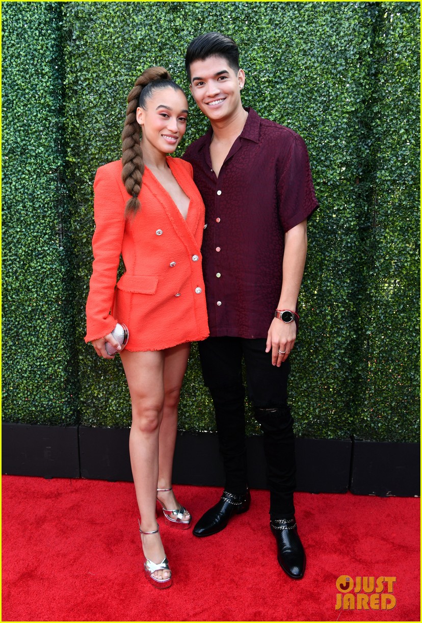 Tana Mongeau Rocks Dollar Bill Dress to MTV Movie & TV Awards 2019