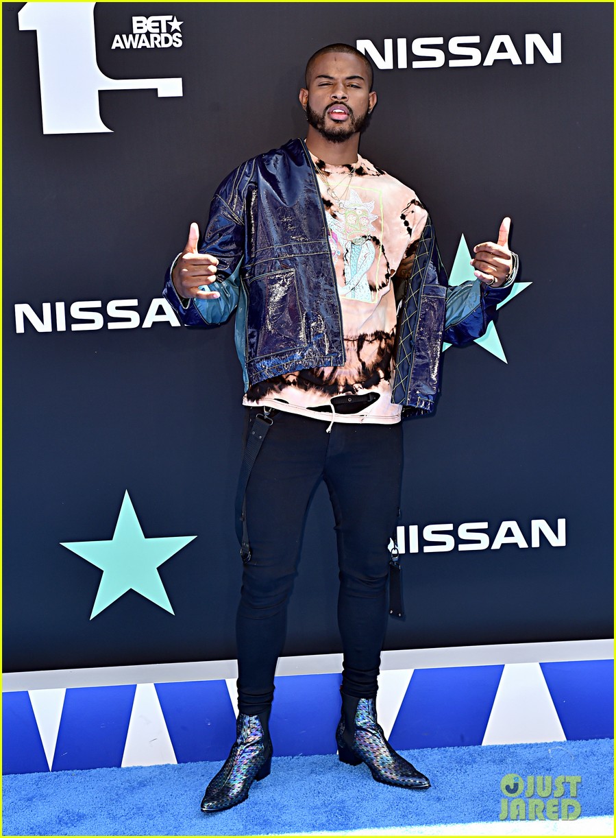 Yara Shahidi Joins 'black-ish' Family at BET Awards 2019