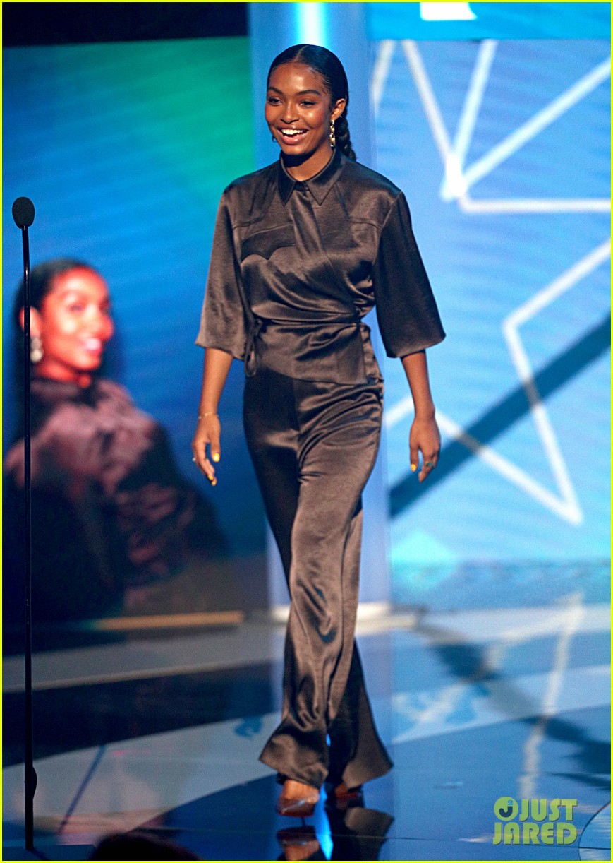 Yara Shahidi Joins 'black-ish' Family at BET Awards 2019