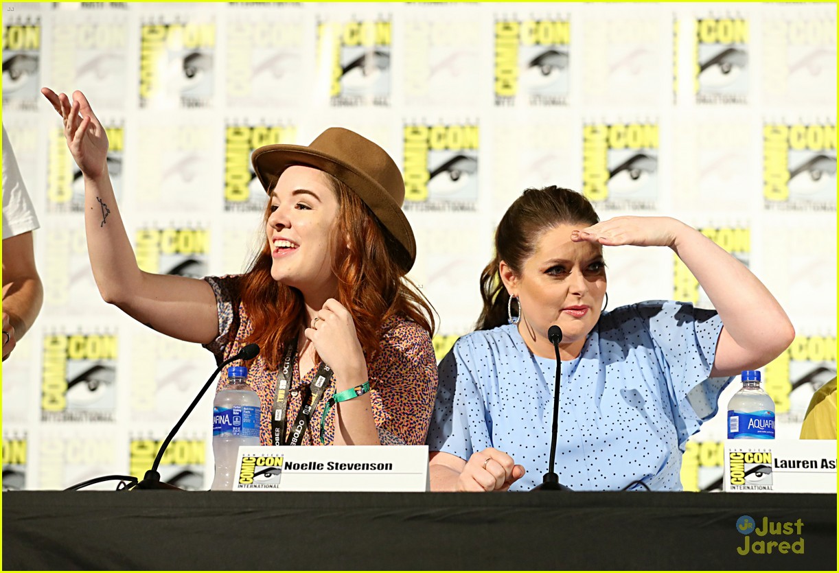 Aimee Carrero Debuts Season 3 Trailer For 'She-Ra and the Princesses of Power' at Comic-Con - Watch Now!