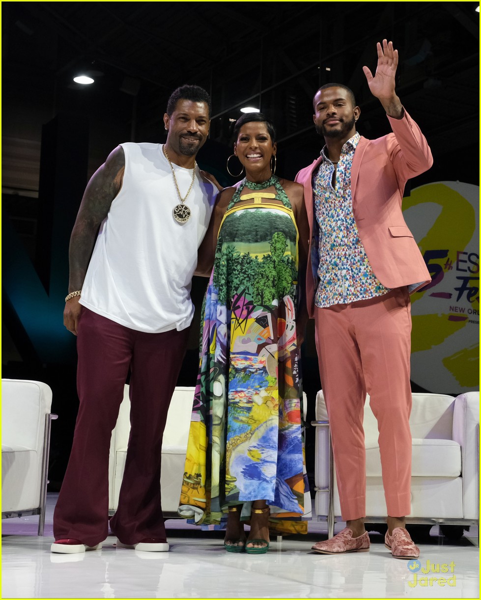 Halle Bailey, Yara Shahidi & 'grown-ish' Cast Host Live Table Read at Essence Festival 2019