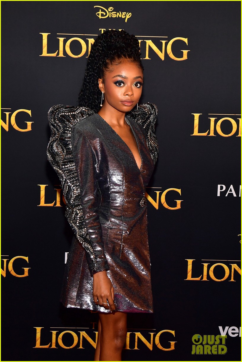 Chloe & Halle Bailey Join Yara Shahidi at 'The Lion King' Premiere!