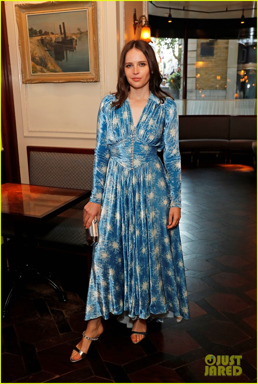 Kendall Jenner Joins Lottie Moss & Iris Law at #MovingLove Magazine Event in London