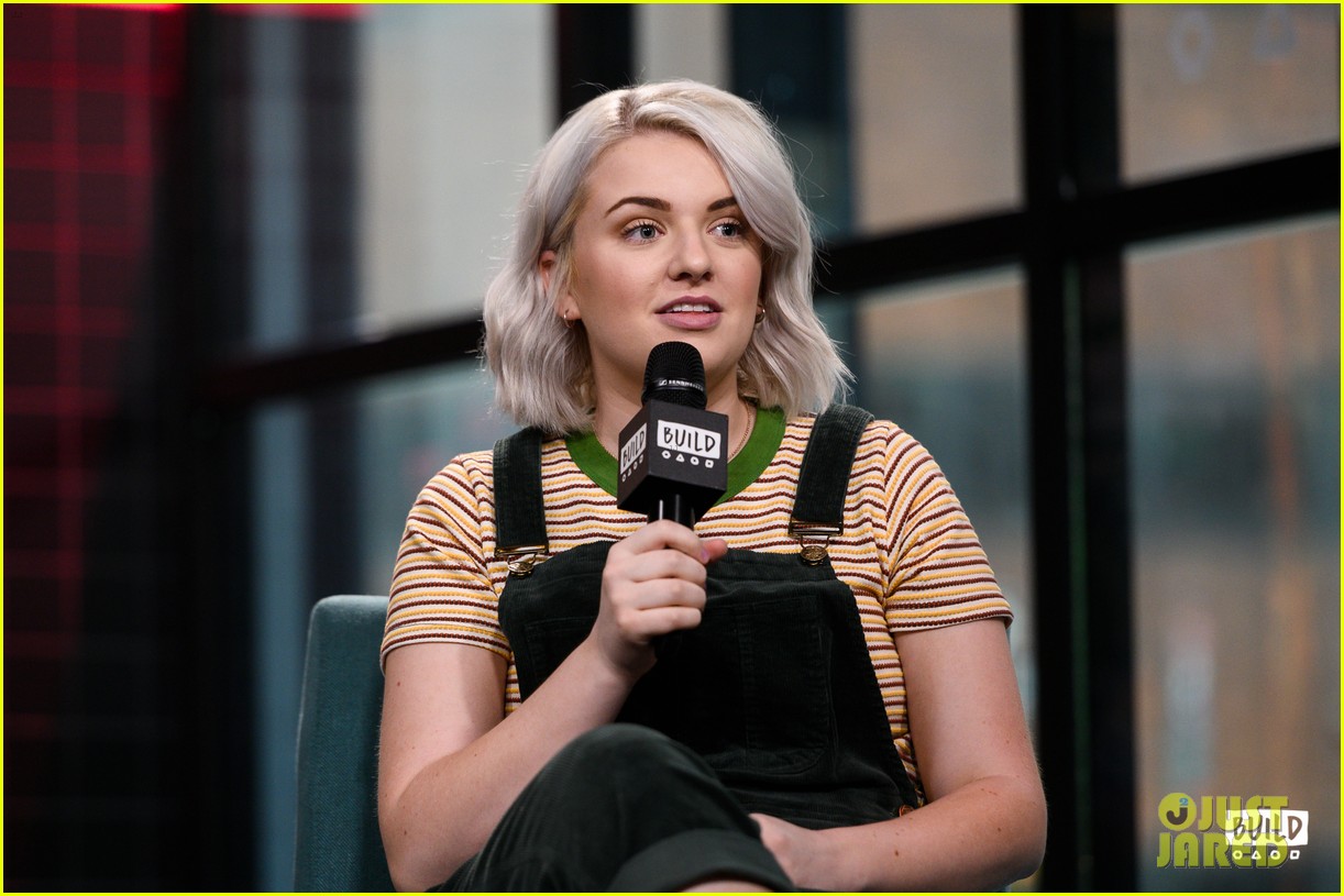 Maddie Poppe Reveals Ryan Seacrest Wasn't There When She Got Her Golden Ticket After 'American Idol' Audition