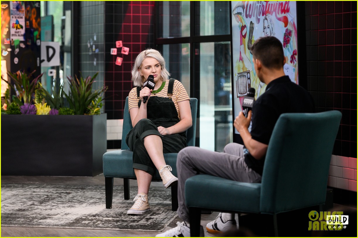 Maddie Poppe Reveals Ryan Seacrest Wasn't There When She Got Her Golden Ticket After 'American Idol' Audition