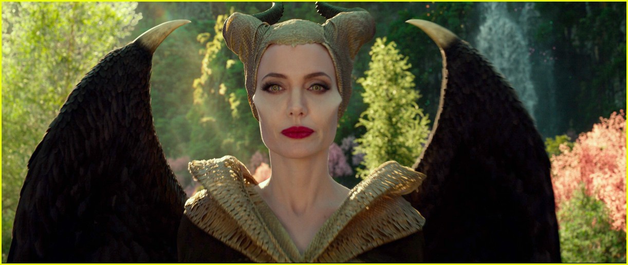Elle Fanning Is Aurora in 'Maleficent: Mistress of Evil' Trailer - Watch!