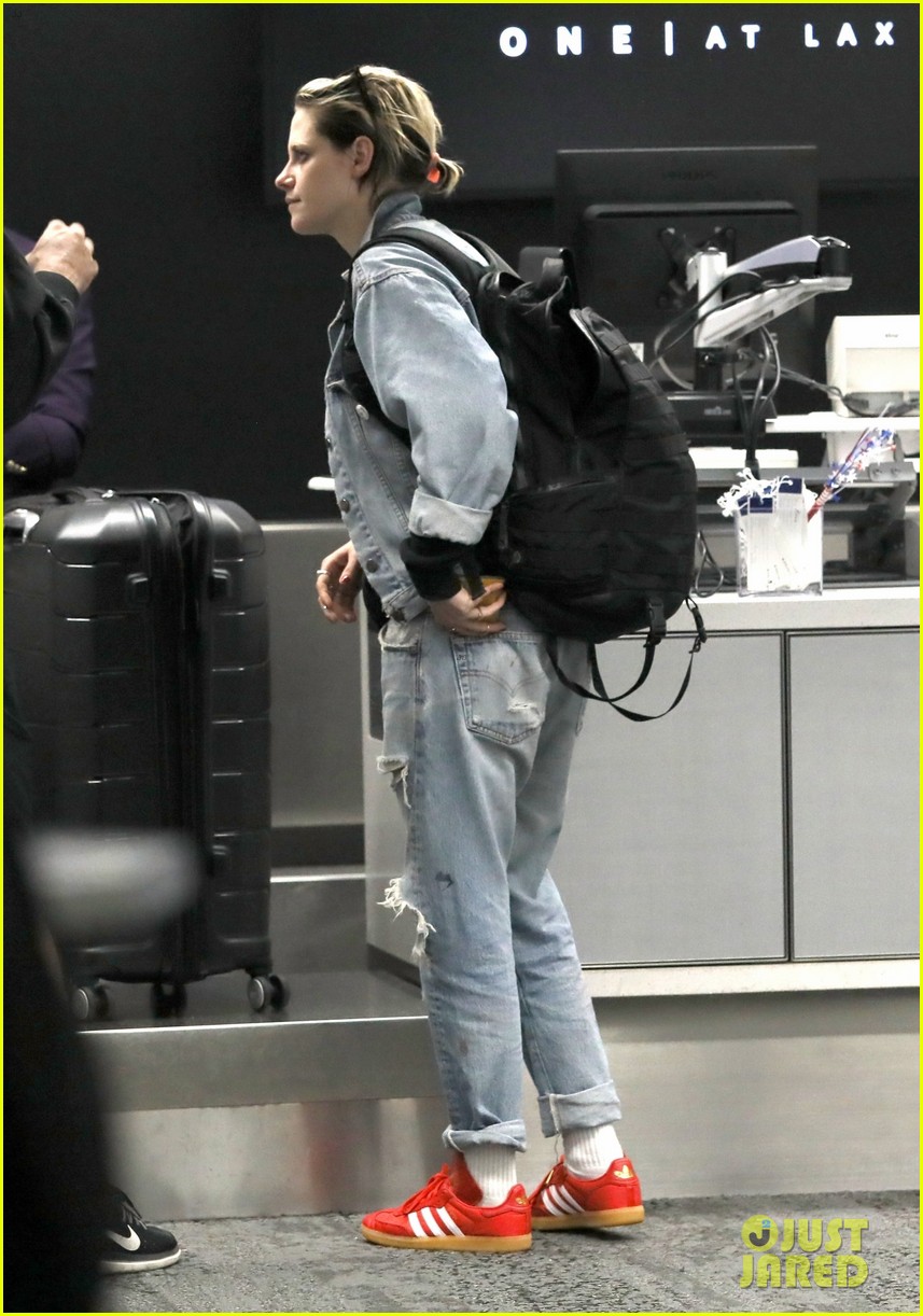 Kristen Stewart Shows Off Her Airport Style in Denim-on-Denim Outfit