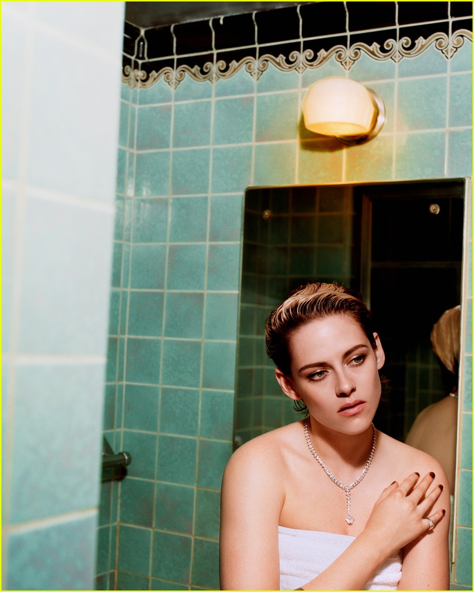 Kristen Stewart Wants Everyone to Know: 'I Just Want People to Like Me'