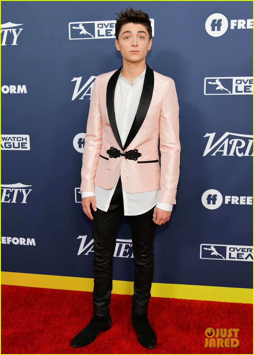 Camila Cabello, Cole Sprouse, & Halle Bailey Step Out for Variety's Power of Young Hollywood 2019