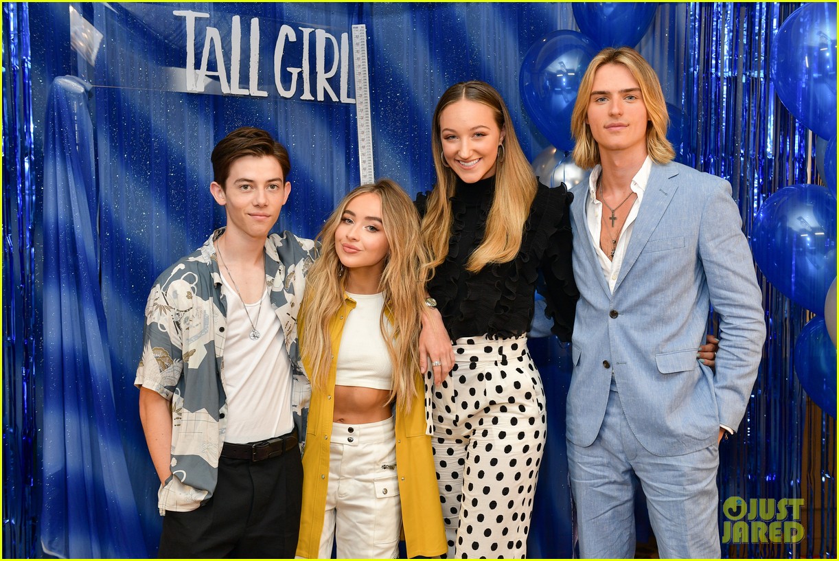 Sabrina Carpenter Pops in Yellow at 'Tall Girl' Photo Call