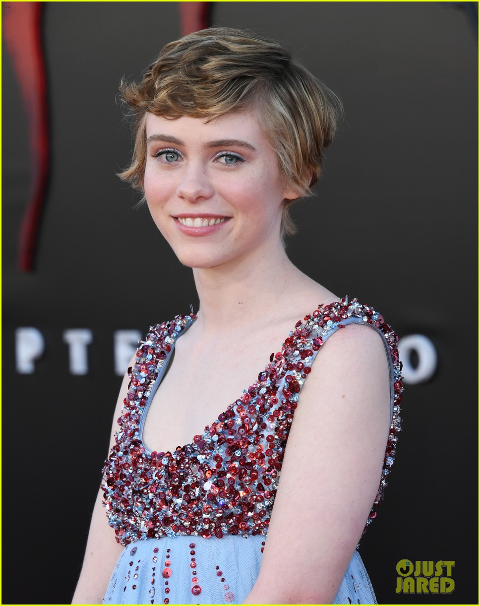 Sophia Lillis Premieres 'It Chapter Two' With Wyatt Oleff, Finn Wolfhard & More in LA!