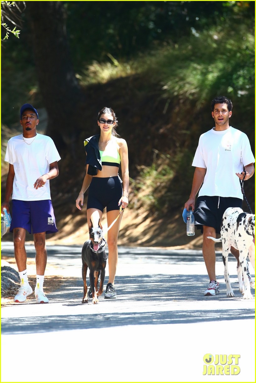 Kendall Jenner Goes for a Hike in Los Angeles