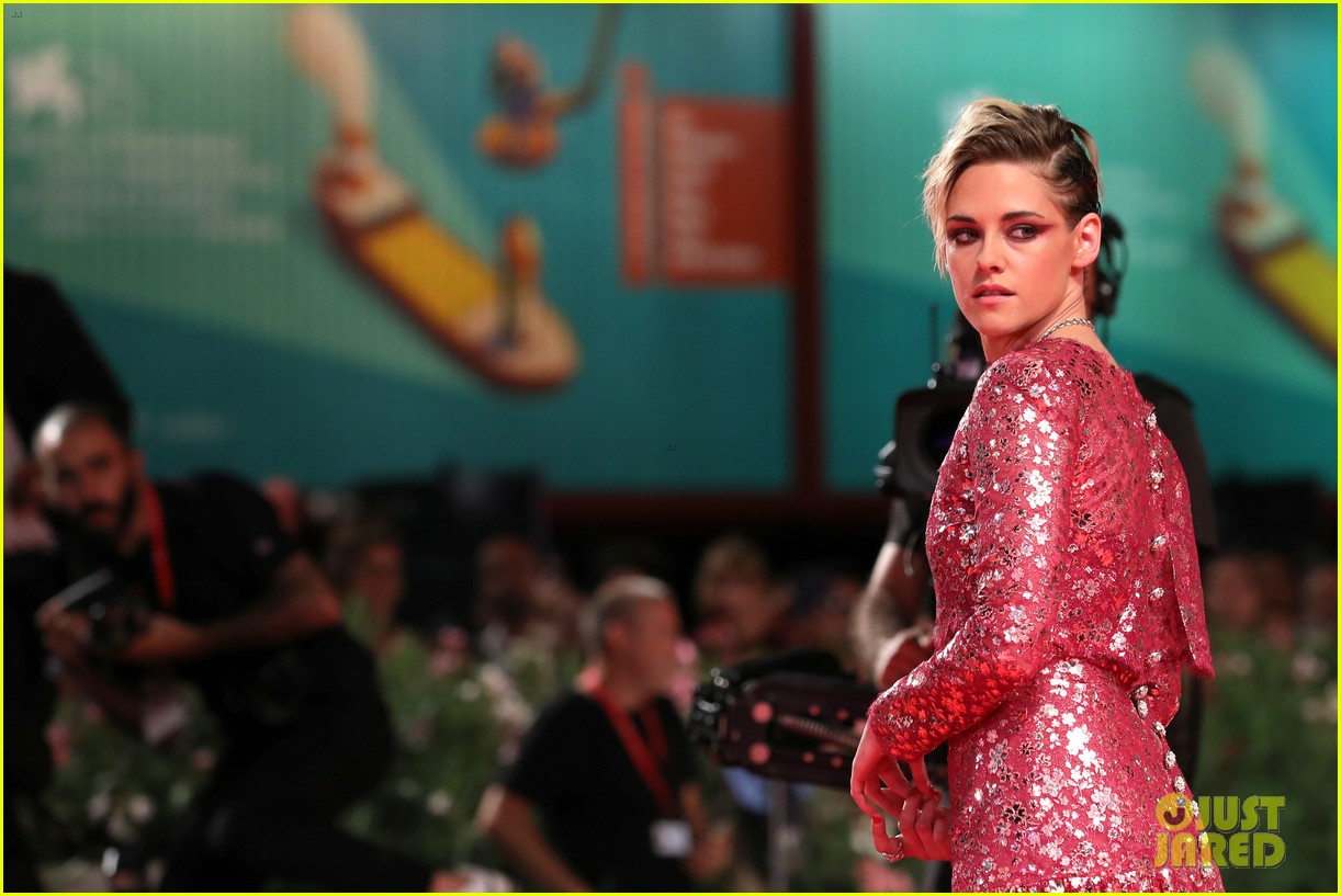 We're in Love with Kristen Stewart's Venice Film Festival Premiere Look!