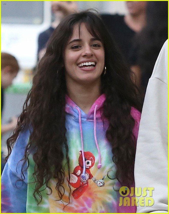 Shawn Mendes & Camila Cabello Hold Hands During Night Out!