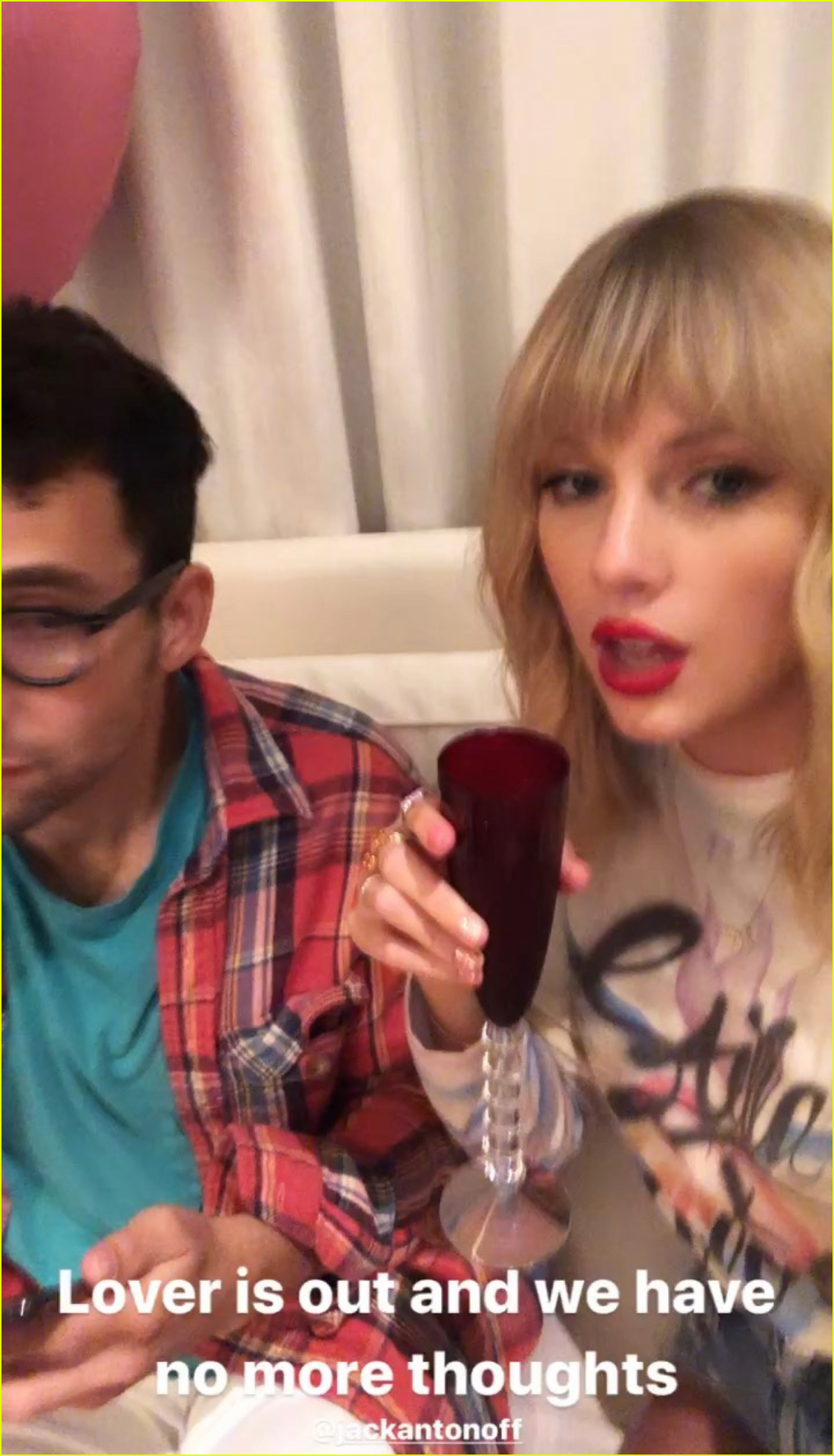Taylor Swift Celebrates 'Lover' Release with Cake & Close Friends!