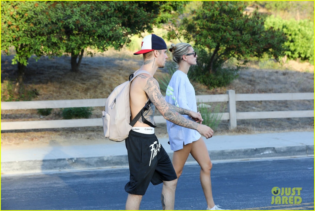 Shirtless Justin Bieber & Wife Hailey Hold Hands on Hike!