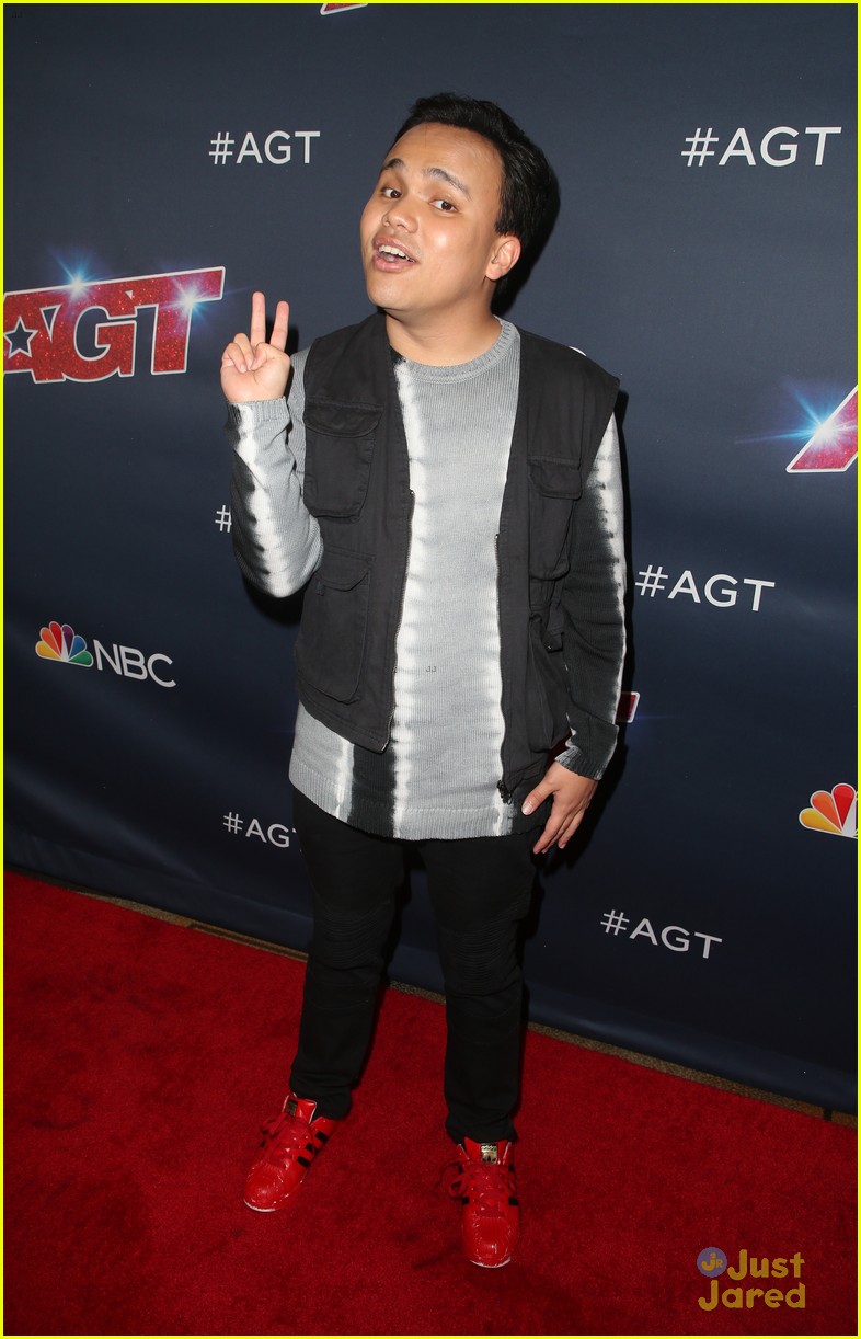 Detroit Youth Choir Hit The Red Carpet With Kodi Lee & Tyler Butler-Figueroa After AGT Finals