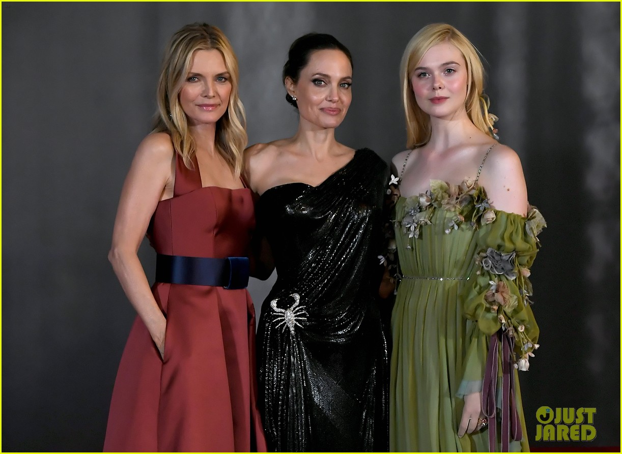 Elle Fanning Glows in Green Floral Dress at 'Maleficent 2' Premiere