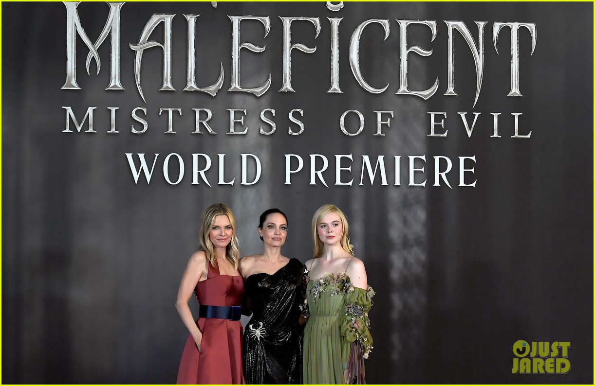 Elle Fanning Glows in Green Floral Dress at 'Maleficent 2' Premiere