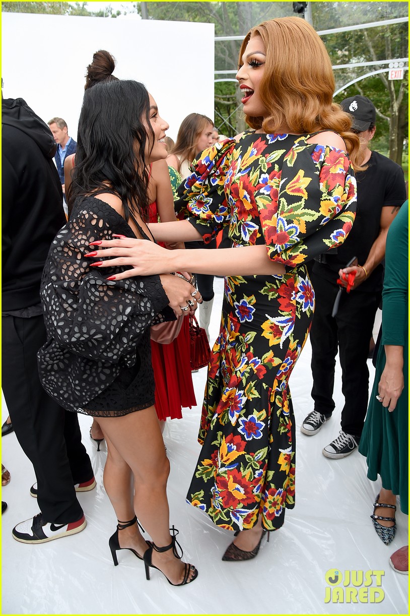 Vanessa Hudgens Reunites with 'Rent Live' Co-Star Valentina at NYFW!
