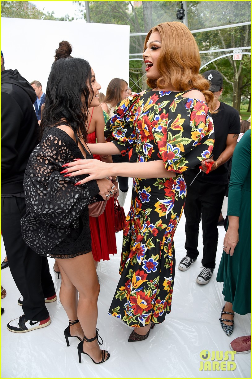Vanessa Hudgens Reunites with 'Rent Live' Co-Star Valentina at NYFW!