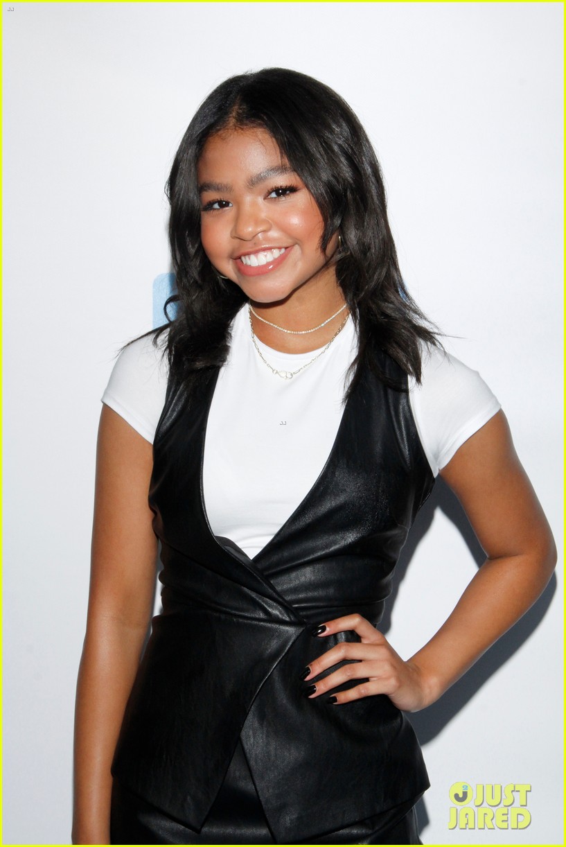 Jenna Ortega, Navia Robinson & Jordan Fisher Take The Stage at WE Day Toronto