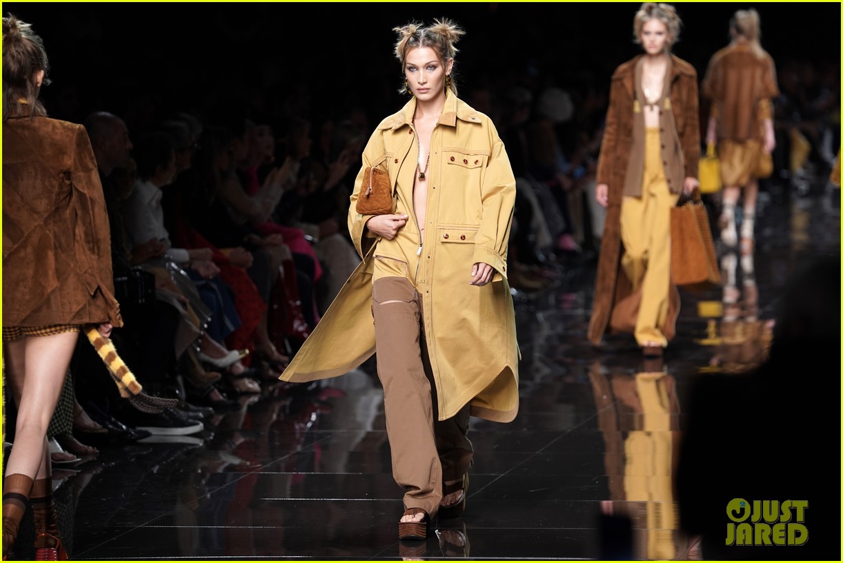 Kaia Gerber Felt Pressured To Have Long Hair