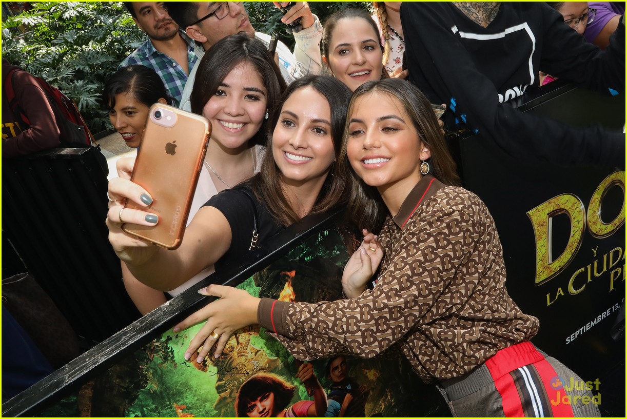 Isabela Moner Wears a Sombrero During 'Dora & The Lost City of Gold' Premiere in Mexico