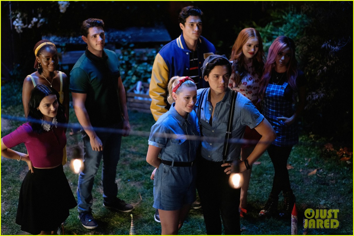 First Look Stills of Riverdale's Season 4 Premiere Are Heartbreaking