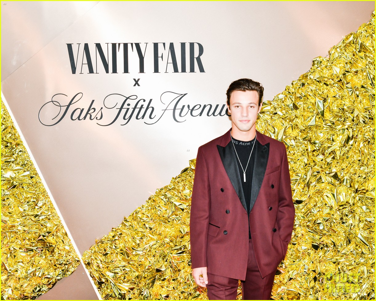 Sadie Sink & Natalia Dyer Step Out For Vanity Fair's Best Dressed List Party